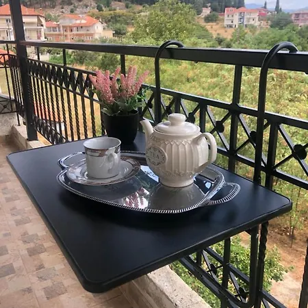 Όμορφη Σοφίτα 5Λεπτά Από Το Κέντρο Της Πόλης Apartment Ioannina Exterior photo